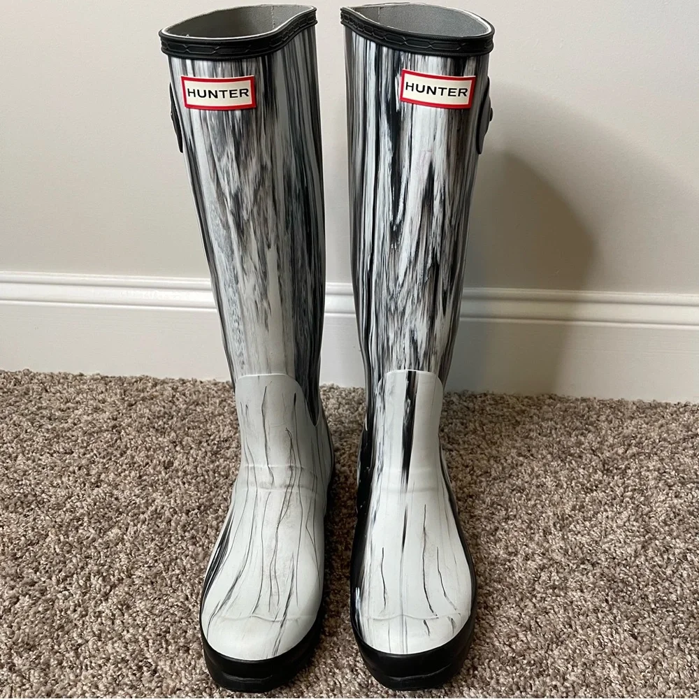 Hunter Limited Edition Original Nightfall Black/White Tall Rain Boots Size 9 - Picture 2 of 10